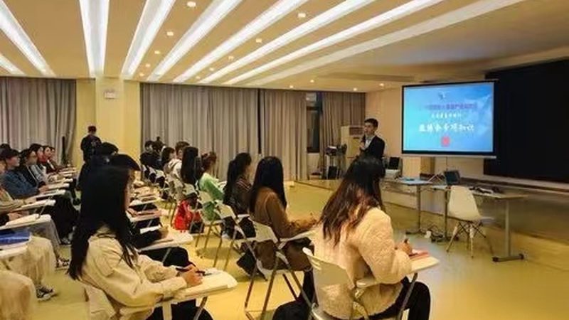 建造师考试，网课刷题班如何选？揭秘高效备考之道