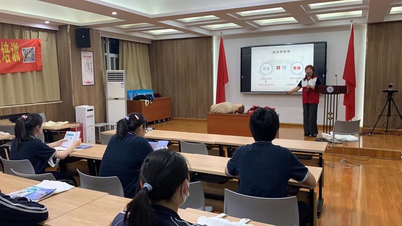 成人高考网上报名入口：揭秘成人教育报名流程